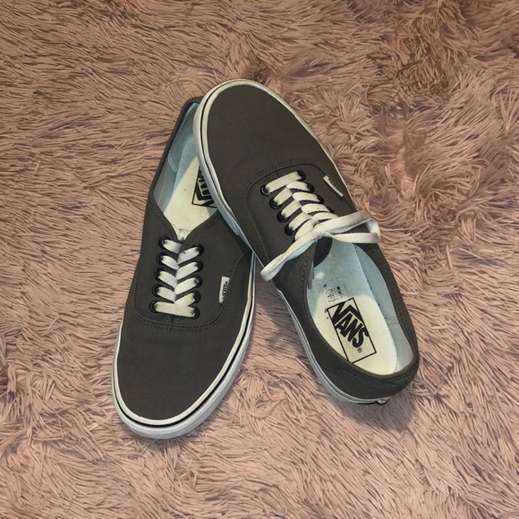 Vans sneakers - Picture 1 of 6